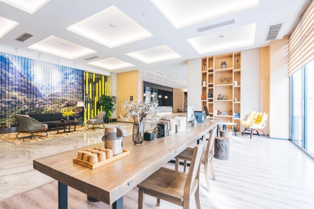 Atour Hotel Shanghai Hongqiao National Exhibition Center Minbei Road Exteriör bild
